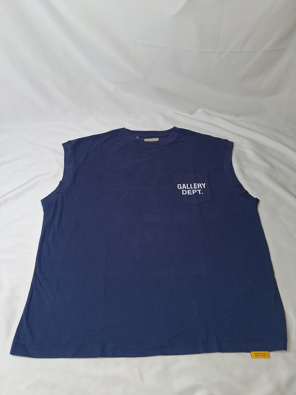 Gallery Dept. Augi Navy Sleeveless Pocket Tee